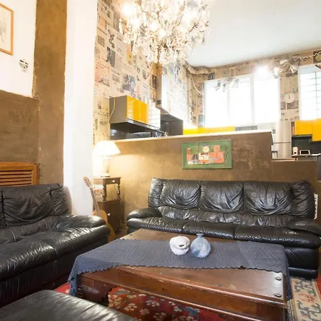 Pont House Apartment