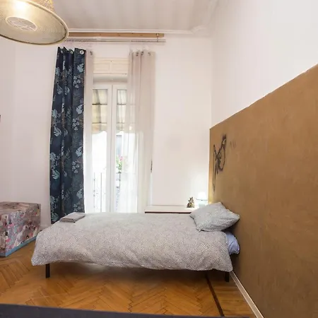 Pont House Apartment *