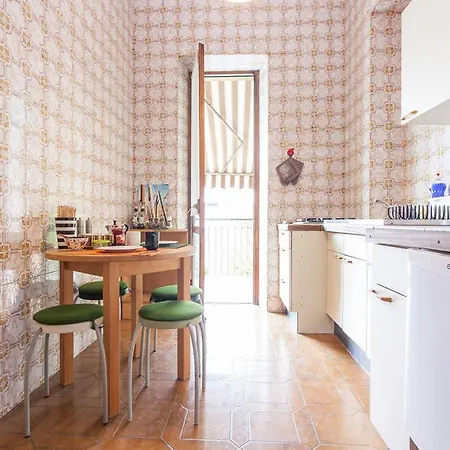 Pont House Apartman *
